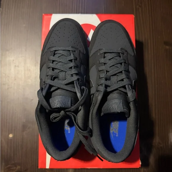 NIB Nike Dunk Sneakers - Reflective - Picture 3 of 5